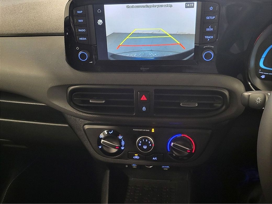 2025 Hyundai i10