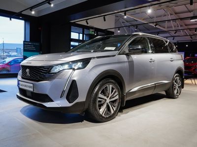 2023 Peugeot 5008