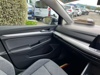 2023 Volkswagen Golf