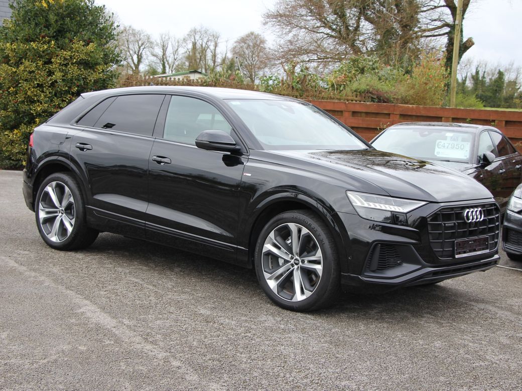 2023 Audi Q8