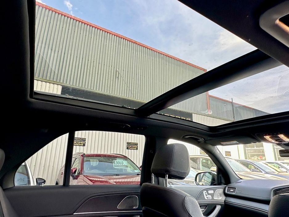 2025 Mercedes-Benz GLE Class