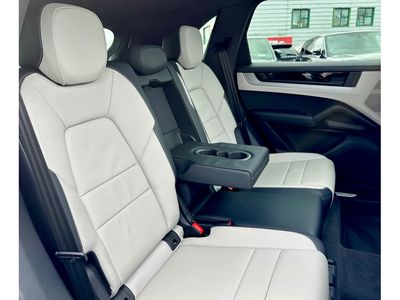 2024 Porsche Cayenne