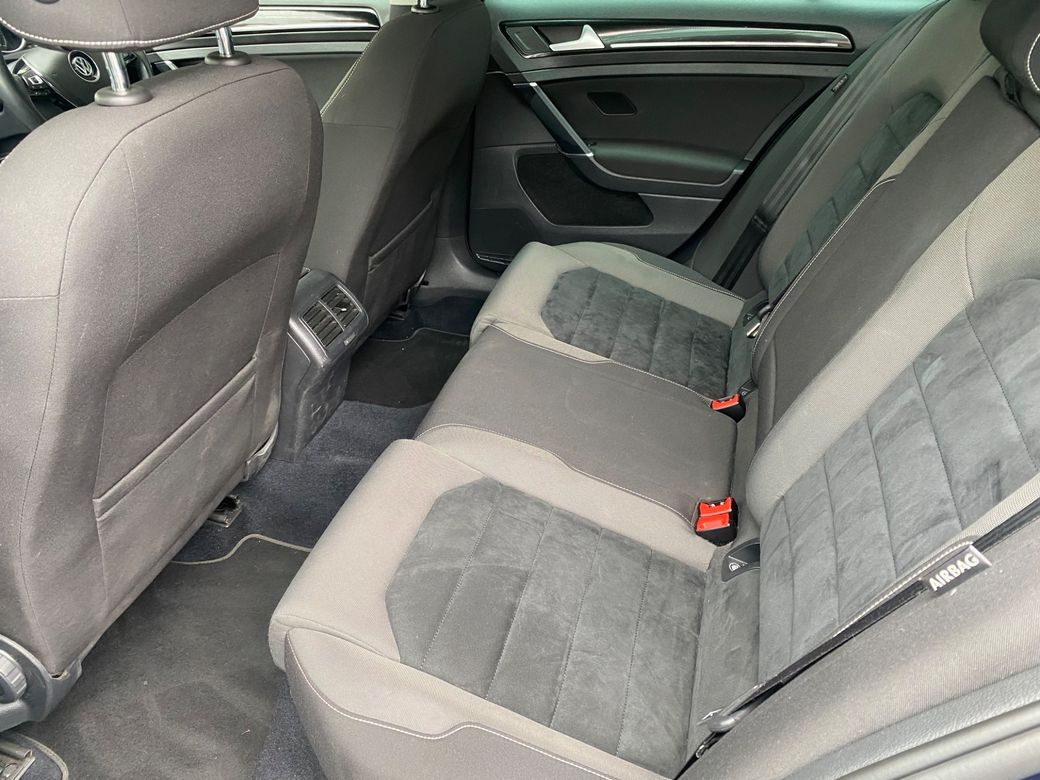 2016 Volkswagen Golf