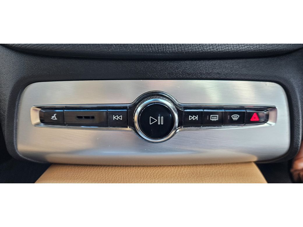 2016 Volvo XC90