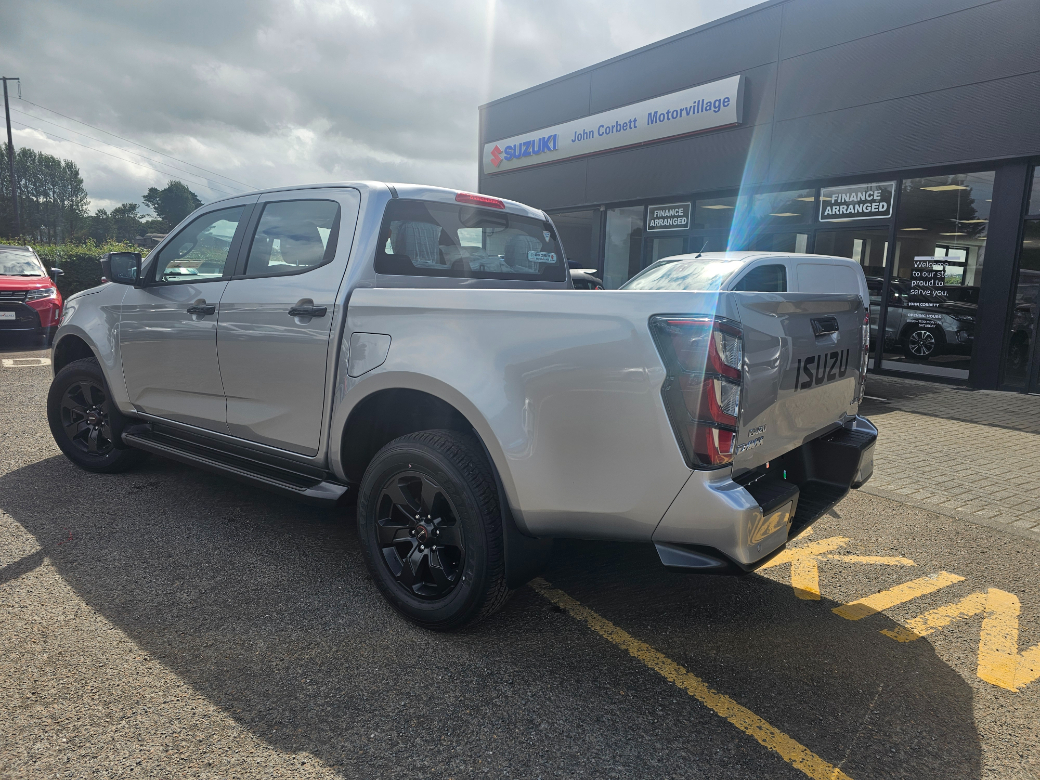 2025 Isuzu D-MAX