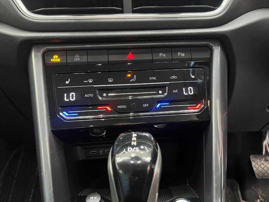 2023 Volkswagen T-Roc