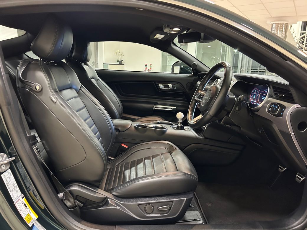 2020 Ford Mustang
