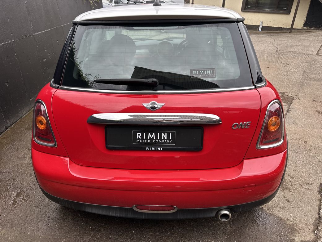 2010 Mini Hatch