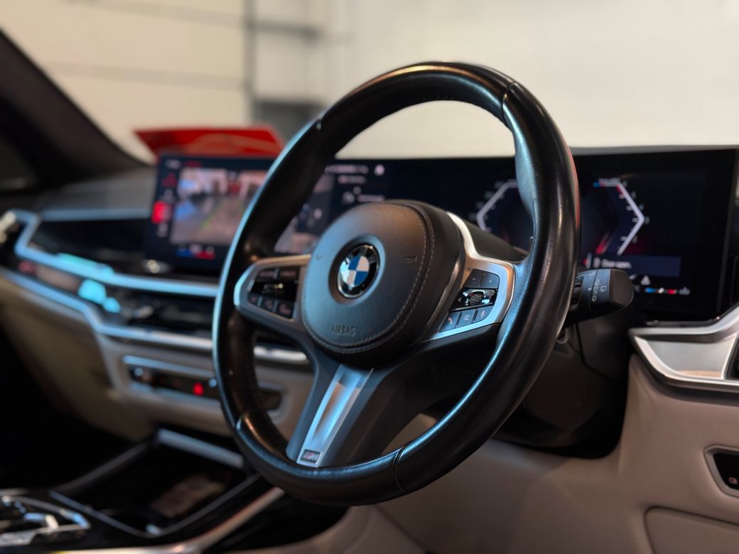 2022 BMW X7