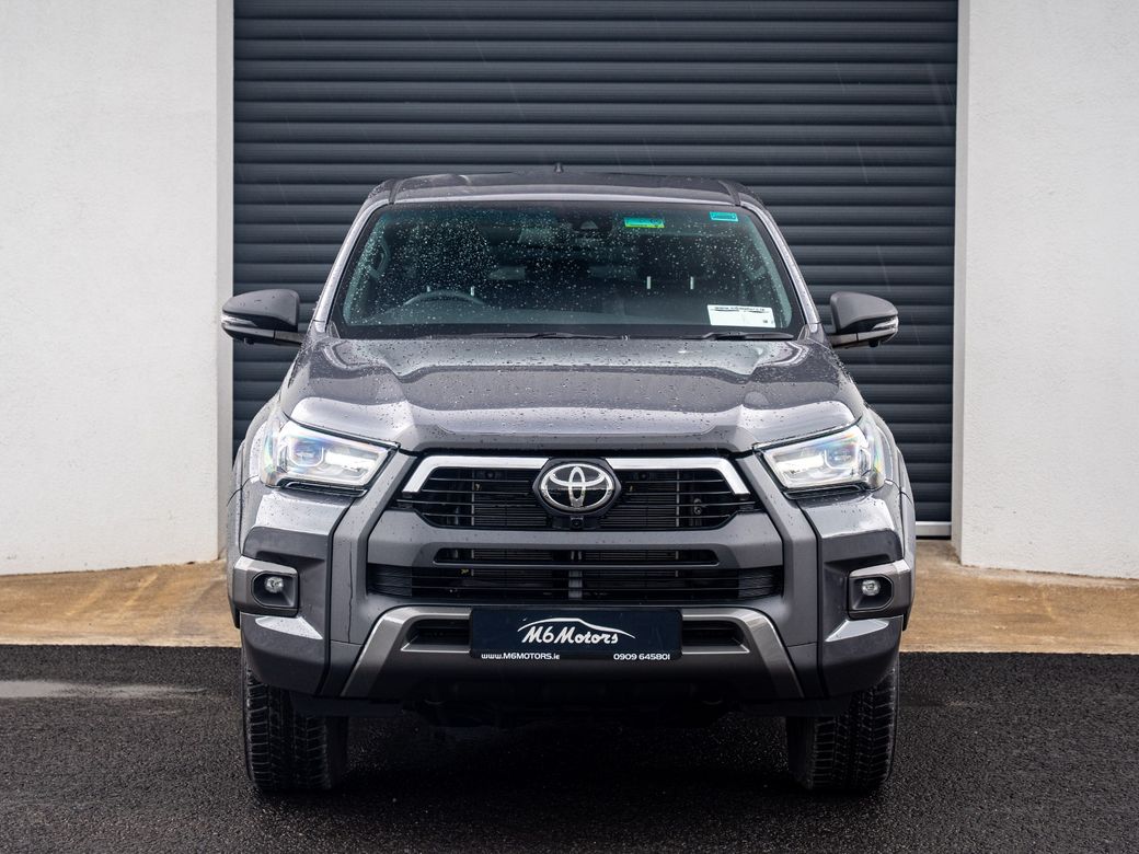 2025 Toyota Hilux