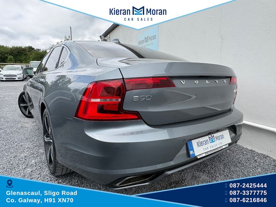 2017 Volvo S90