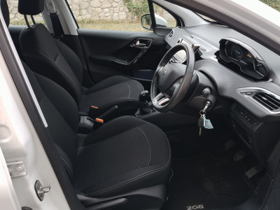 2017 Peugeot 208