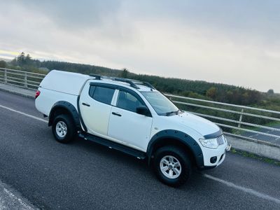 2013 Mitsubishi L200