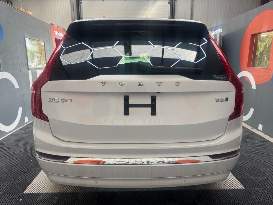 2023 Volvo XC90