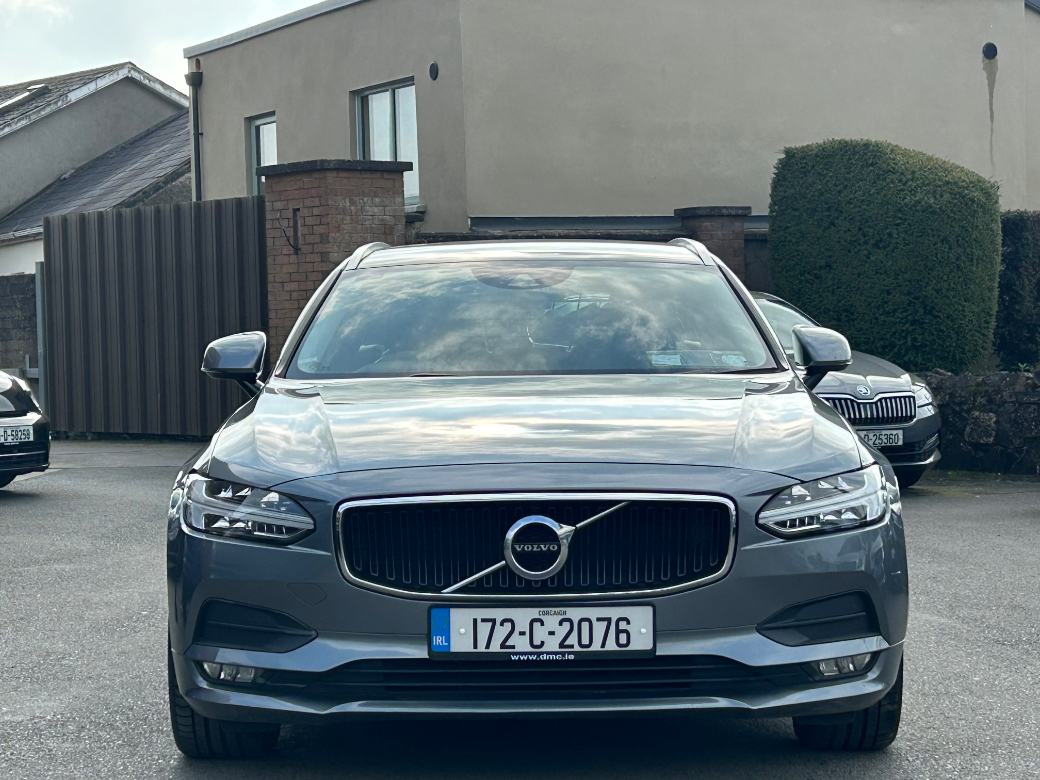 2017 Volvo V90