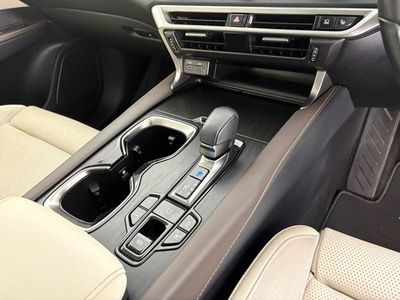 2023 Lexus RX450h+