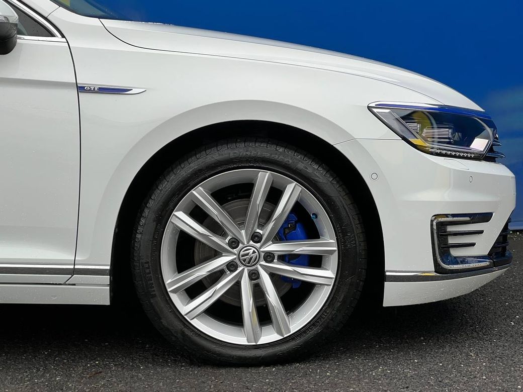 2016 Volkswagen Passat