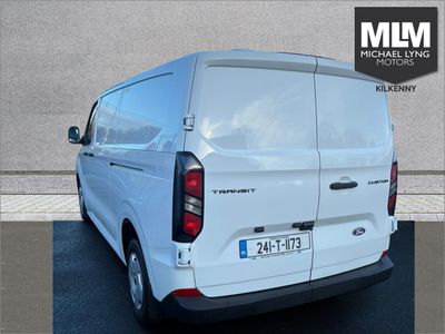 2024 Ford Transit Custom
