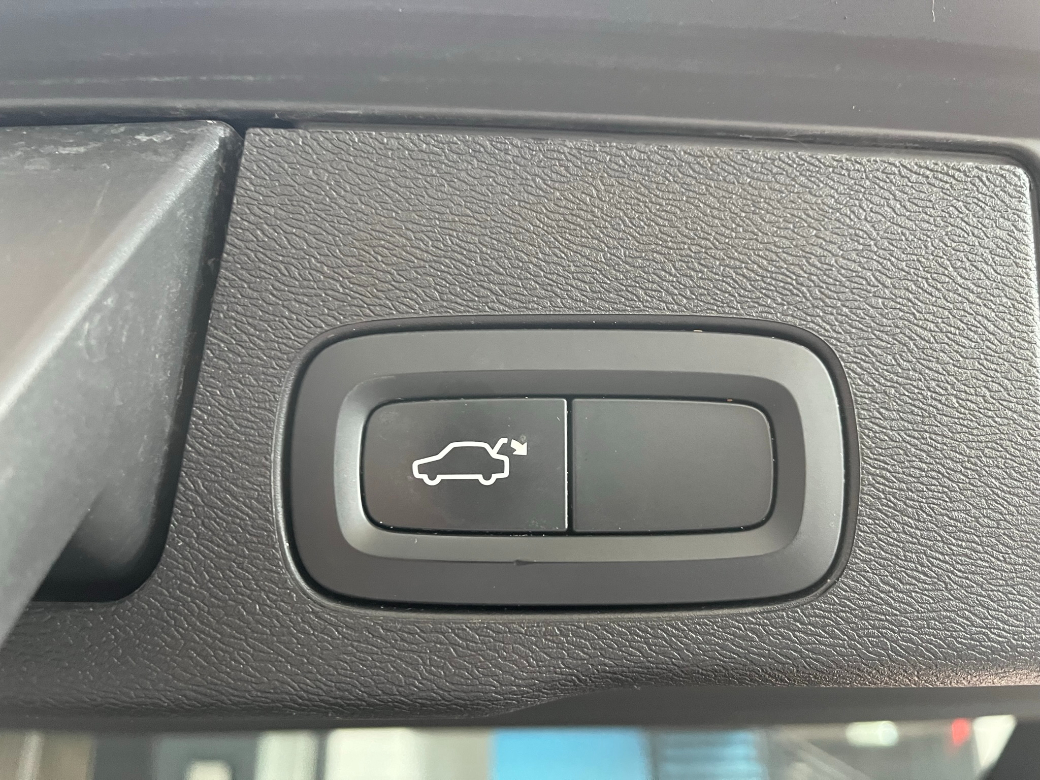 2022 Volvo XC60