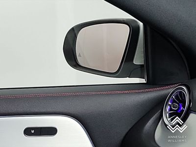 2025 Mercedes-Benz GLA Class