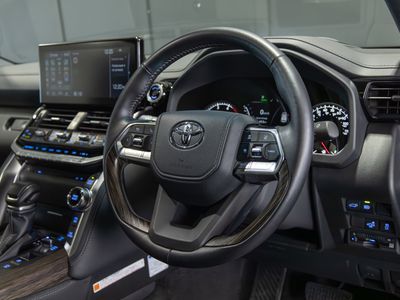 2024 Toyota Land Cruiser Amazon