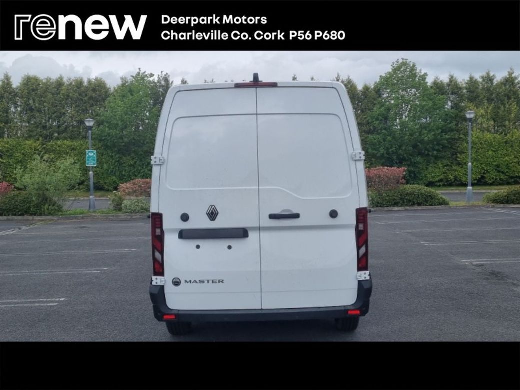 2026 Renault Master