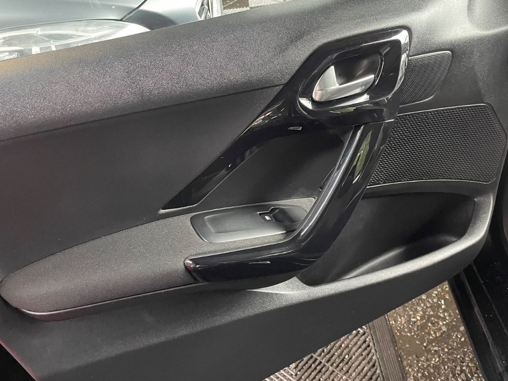 2017 Peugeot 208