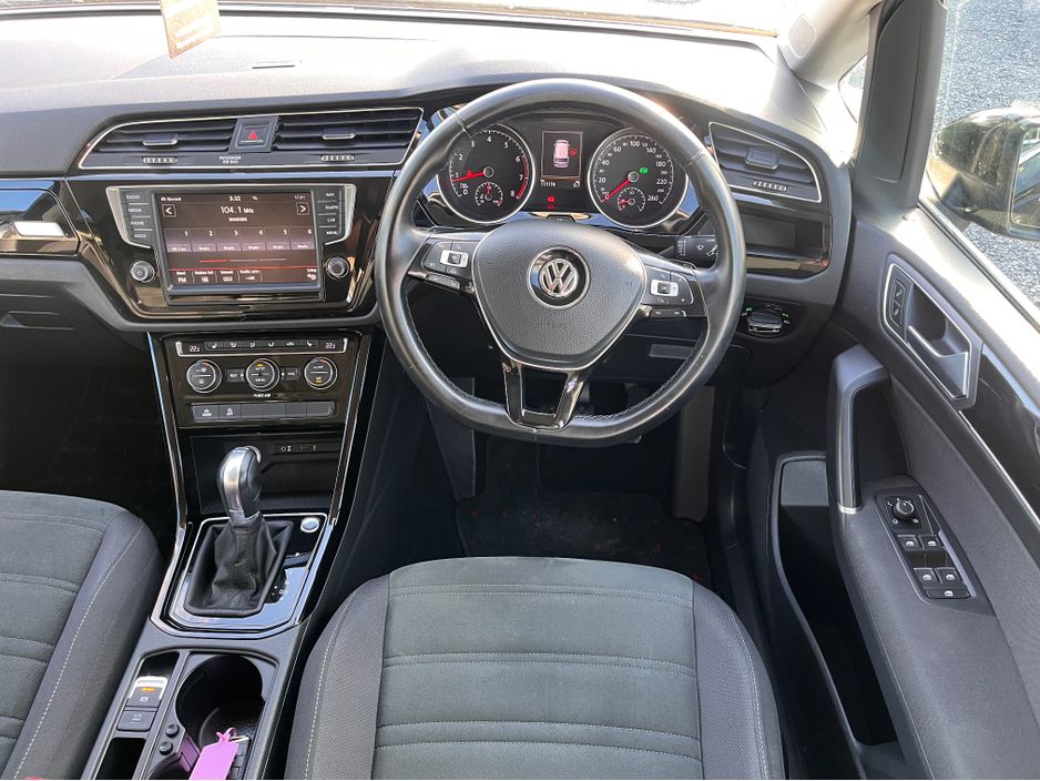 2016 Volkswagen Touran