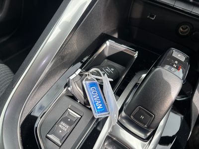 2023 Peugeot 5008