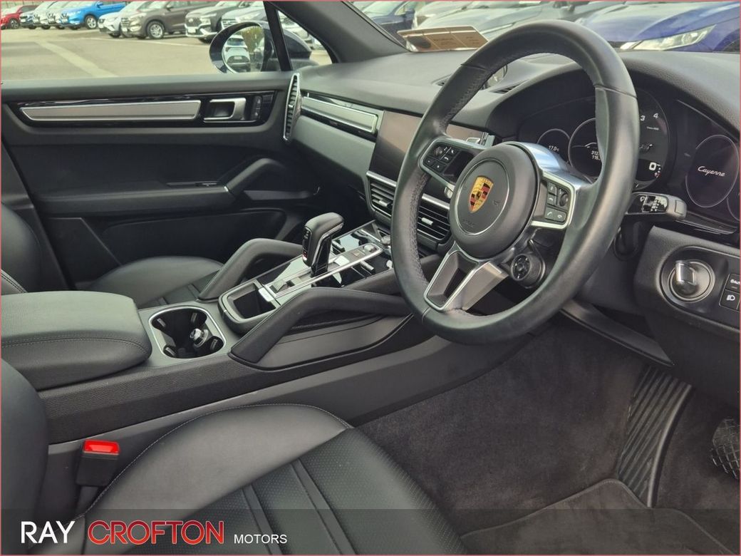 2022 Porsche Cayenne