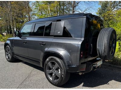 2024 Land Rover Defender 110