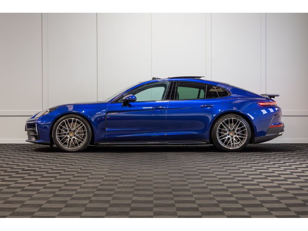 2025 Porsche Panamera