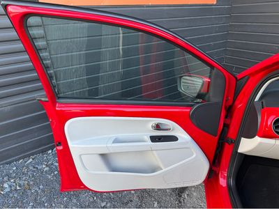 2013 Volkswagen up!