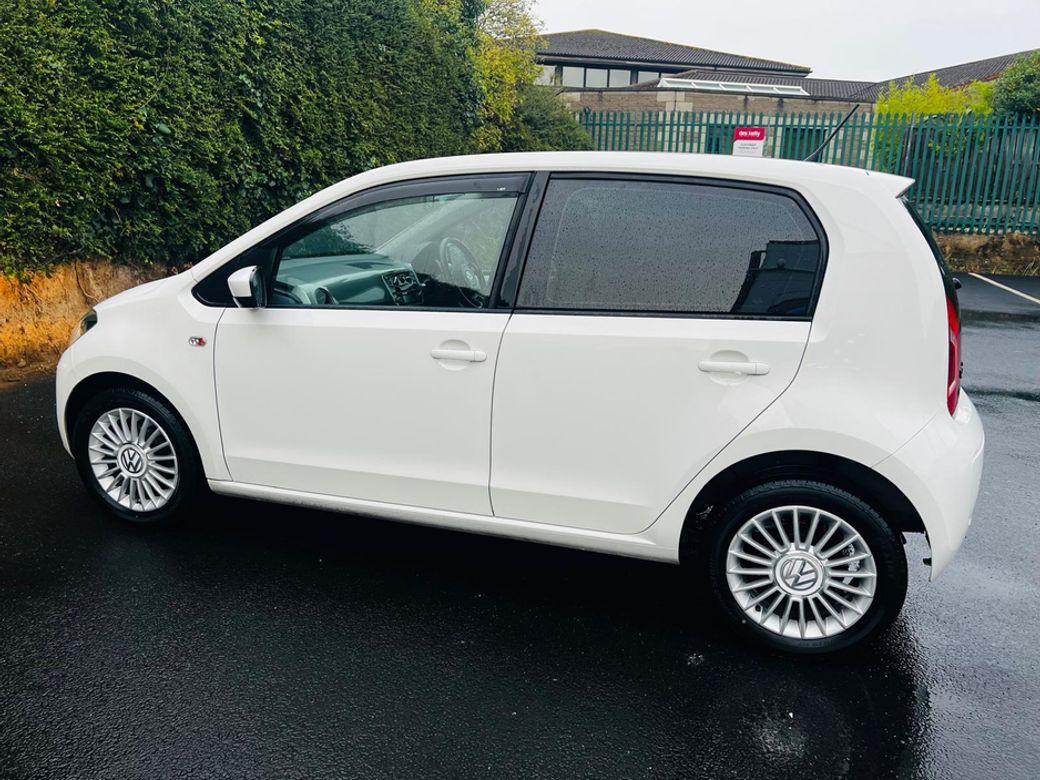 2015 Volkswagen up!