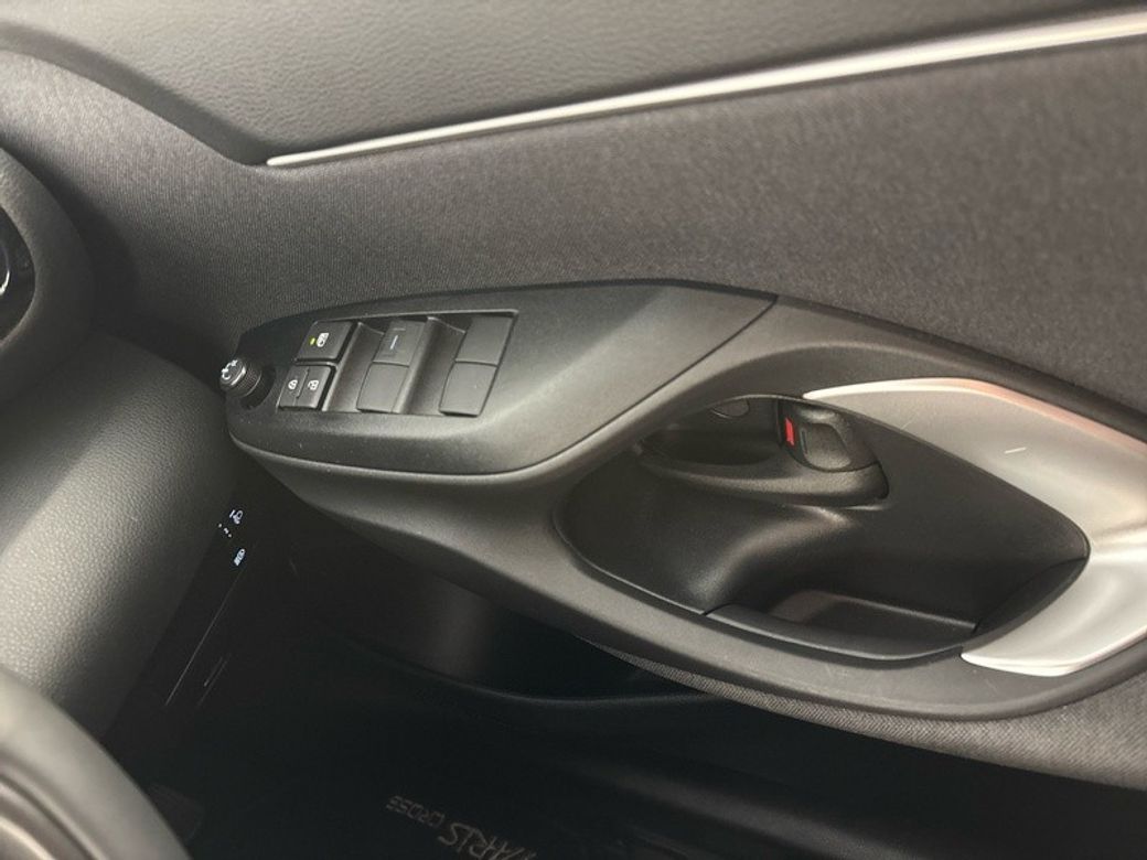 2025 Toyota Yaris Cross