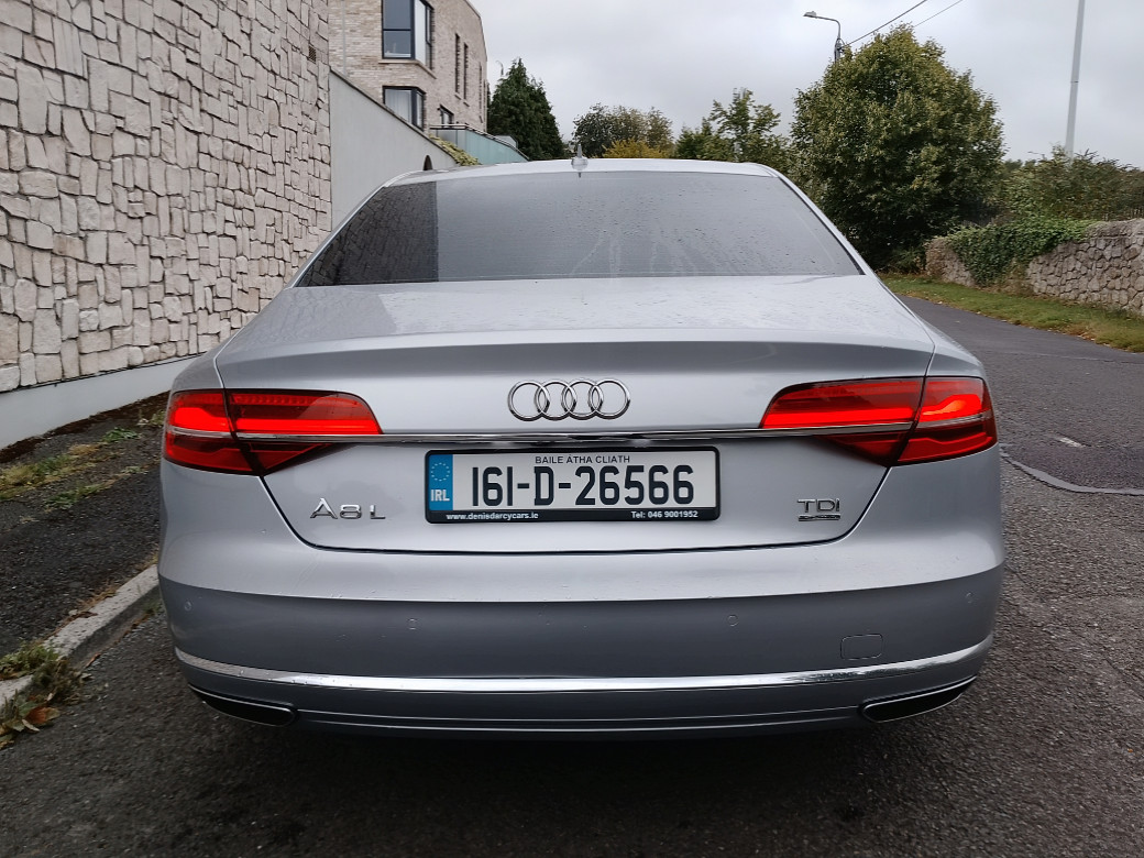 2016 Audi A8