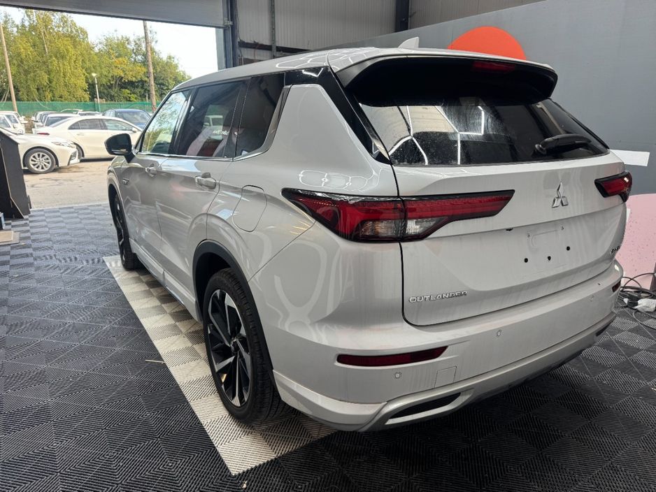 2024 Mitsubishi Outlander