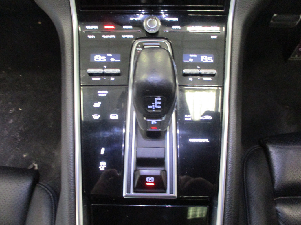2017 Porsche Panamera