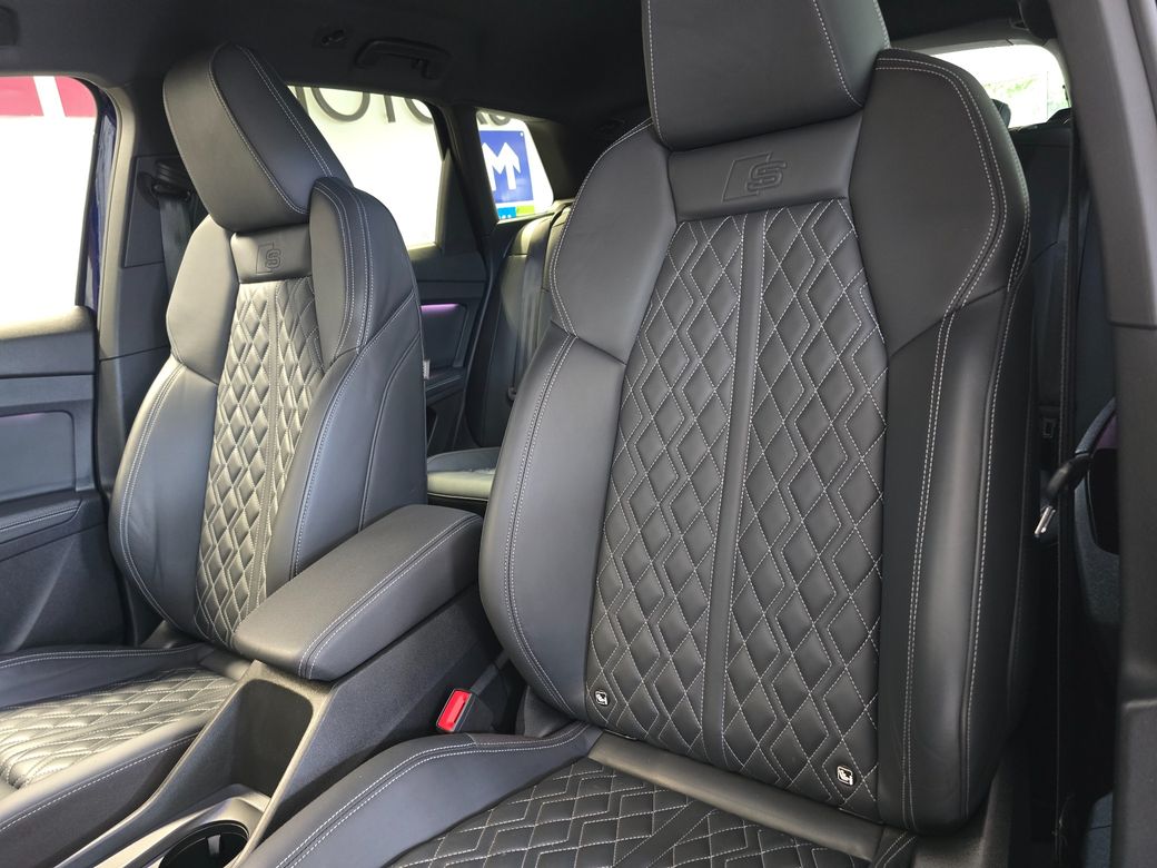 2022 Audi Q4