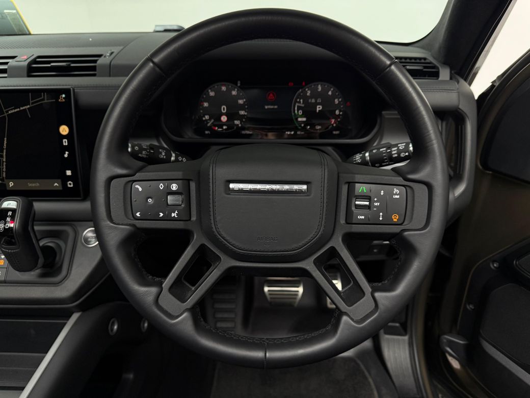 2025 Land Rover Defender