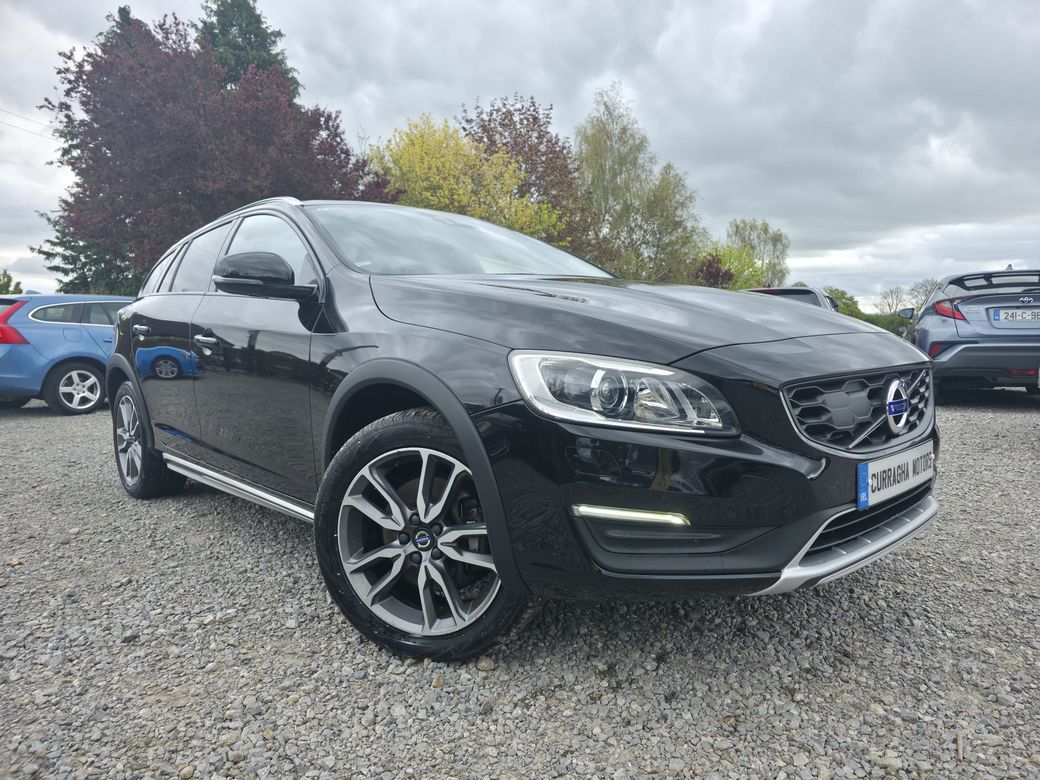 2018 Volvo V60 Cross Country