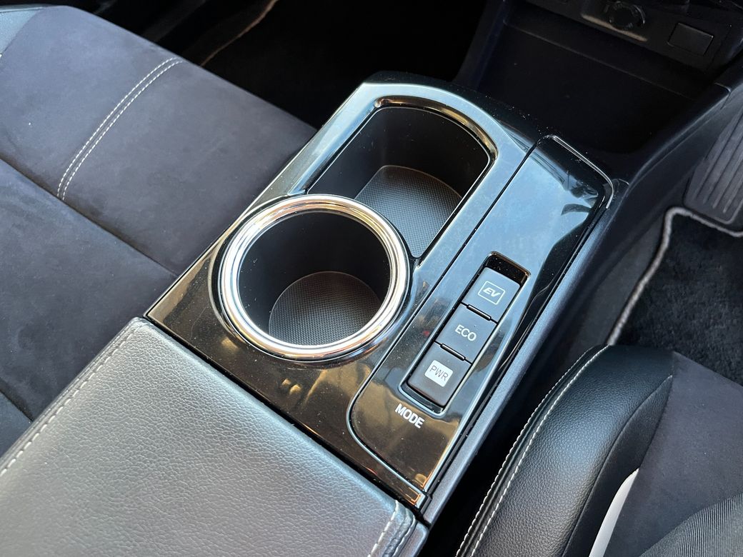 2015 Toyota Prius Alpha