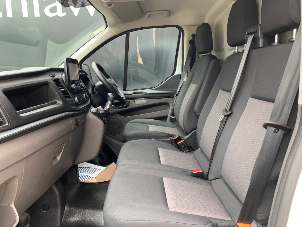 2023 Ford Transit Custom