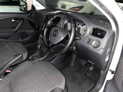 2015 Volkswagen Polo