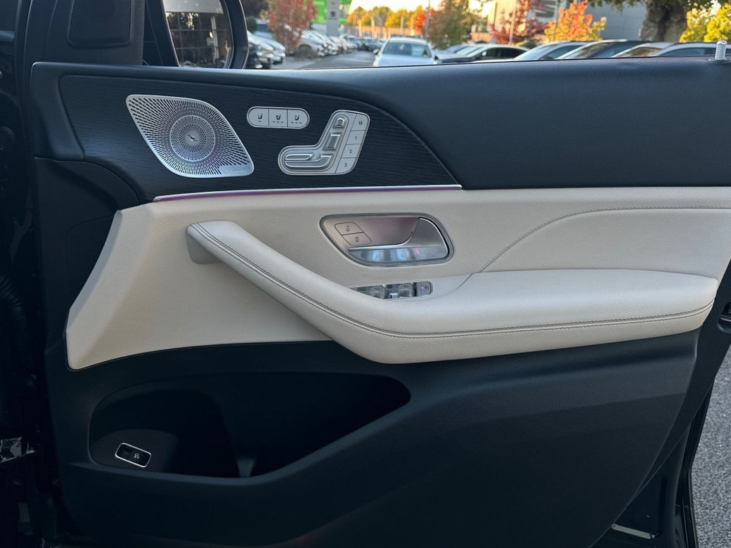 2025 Mercedes-Benz GLS