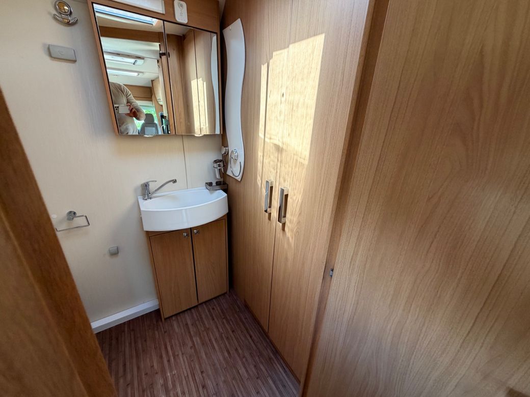 2012 ELDDIS  AUTOQUEST 175 LOW PROFILE R.H.D 