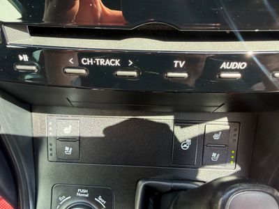 2023 Lexus IS 300h