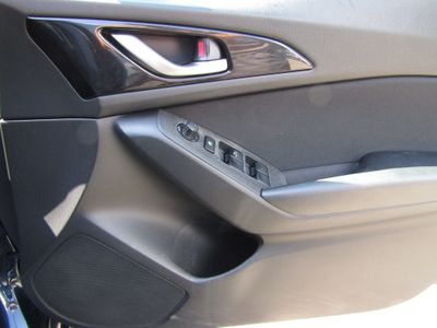 2015 Mazda Mazda3
