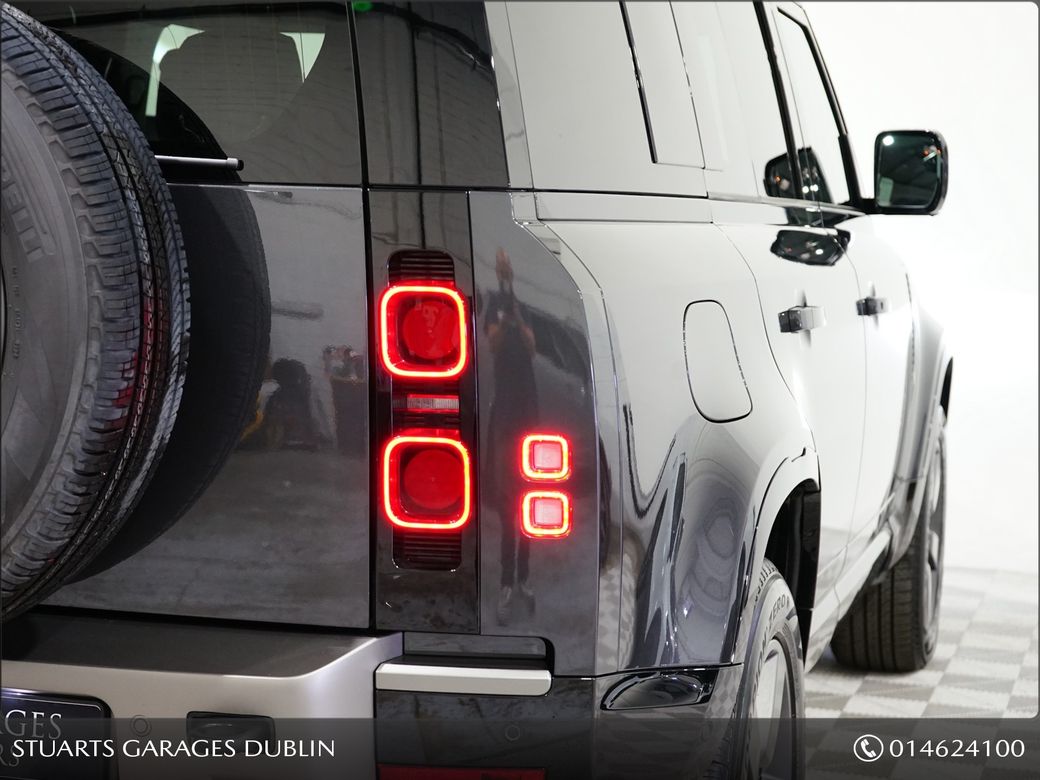 2025 Land Rover Defender