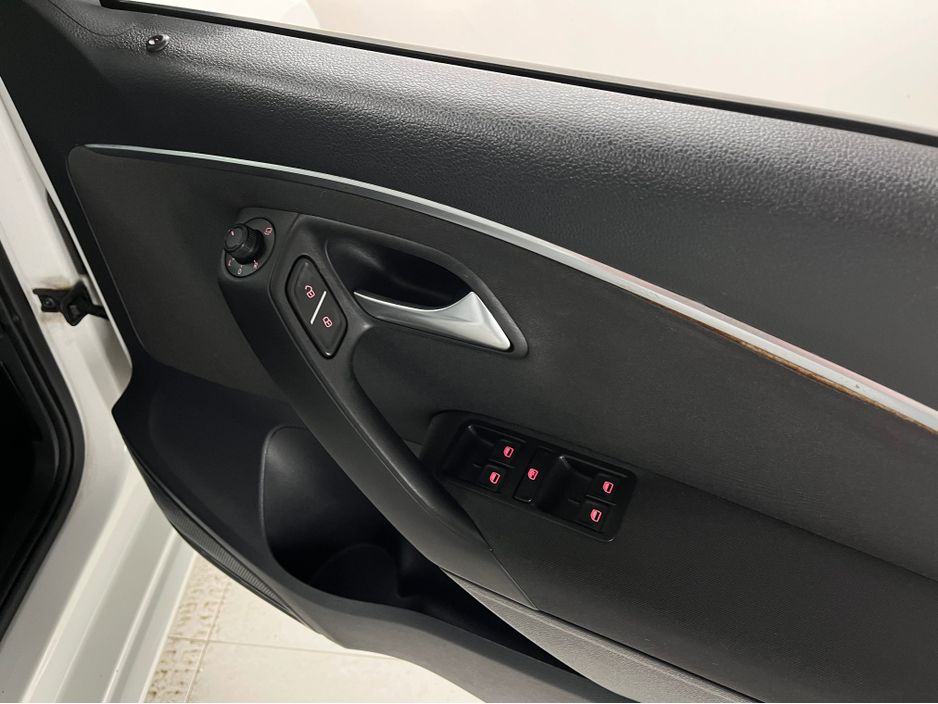 2014 Volkswagen Polo